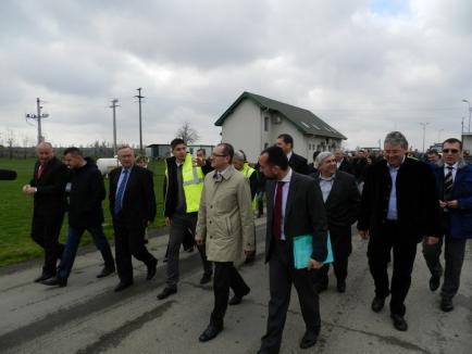 Ministrul Mediului a lăudat Eco Bihor pentru că scoate gaz din gunoaie (FOTO)