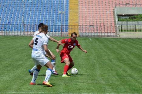 Surpriză: FC Bihor a învins lidera Gloria Bistriţa cu 2-0 (FOTO)