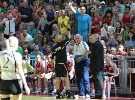 Cu o sală arhiplină, Lada Togliatti a câştigat la Oradea Cupa EHF la handbal feminin (FOTO)