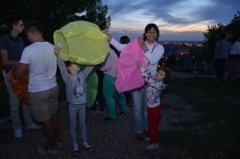 ASUOfest s-a terminat cu lampioane colorate "aruncate" peste oraş (FOTO)