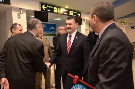 Terminalul de călători al Aeroportului Oradea, re-inaugurat după modernizarea totală (FOTO)