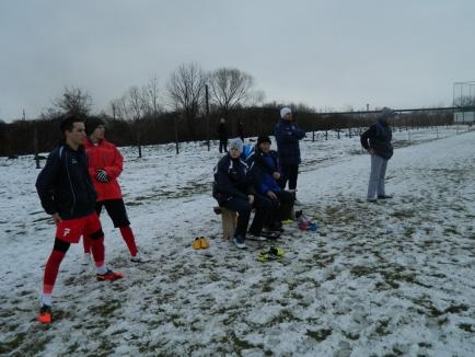 FC Bihor și CSC Sânmartin au remizat, într-un amical desfășurat la Stadionul Luceafărul (FOTO)