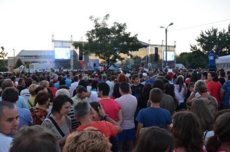 Şi mai mulţi spectatori la Music Mix Evo: Orădenii au strigat pentru Andra şi Connect-R (FOTO/VIDEO)