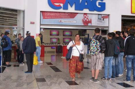 Deschidere cu premii la showroom-ul eMag din Oradea (FOTO)