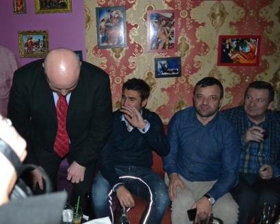 Apariţie de senzaţie în Oradea: Adrian Mutu a ieşit să petreacă în Famous Place (FOTO / VIDEO)