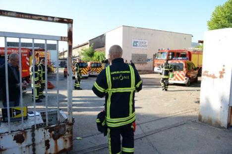 Incendiu în Franţa, într-o fabrică dezafectată: Două femei şi un copil din Bihor au murit (FOTO)
