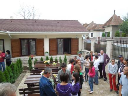 Un nou centru pentru copiii sărmani, deschis în 1 Mai (FOTO)