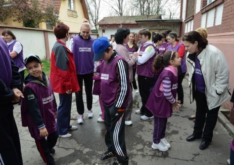 Ministrul Sănătăţii a dat costumul pe trening ca să participe la un cros în Oradea (FOTO / VIDEO)
