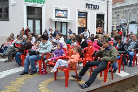 Orădenii, delectaţi cu sunet de fanfară în centrul oraşului (FOTO)