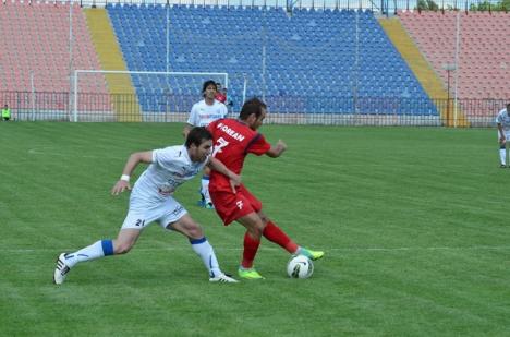 Surpriză: FC Bihor a învins lidera Gloria Bistriţa cu 2-0 (FOTO)