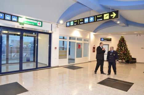 Terminalul de călători al Aeroportului Oradea, re-inaugurat după modernizarea totală (FOTO)