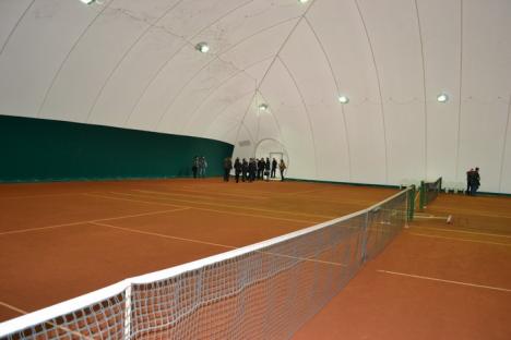 Tenis în balon! Baza sportivă Ioşia se redeschide iubitorilor de tenis inclusiv cu două terenuri acoperite cu balon (FOTO)