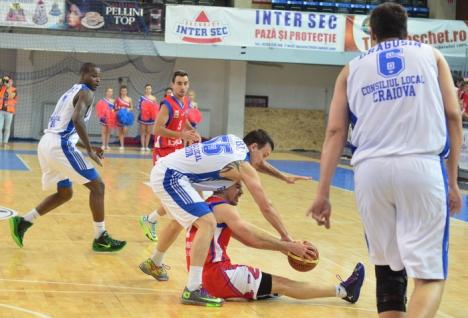 CSM Oradea a câştigat şi cel de-al doilea meci din play-off împotriva SCM U Craiova (FOTO)