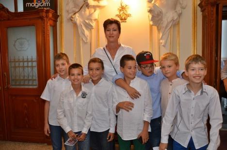 Noua echipă CSM U Oradea, prezentată la Teatrul Regina Maria: "Vrem aurul!" (FOTO/VIDEO)
