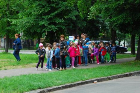 Ziua Mediului, celebrată la Oradea cu activităţi eco, dar şi cu proteste (FOTO)