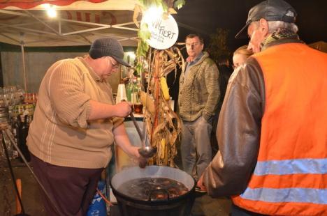 Vinul fiert, vedeta festivalului de la Sala Sporturilor (FOTO)