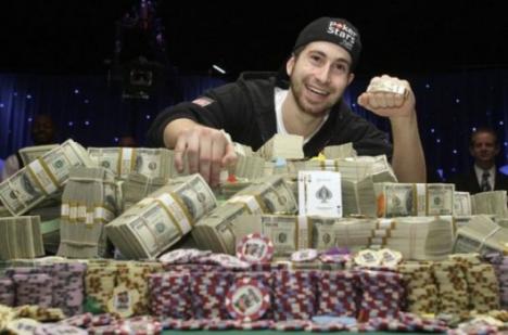 Cel mai bun jucător de poker din lume: a câştigat 86 de milioane de dolari într-o zi