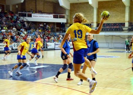 Naţionala de handbal feminin a dispus de Olanda la Oradea, cu scorul de 36-29 (FOTO)