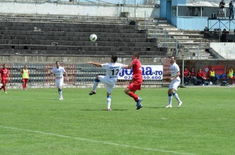 Surpriză: FC Bihor a învins lidera Gloria Bistriţa cu 2-0 (FOTO)