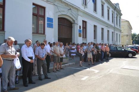 Plăcuţă-omagiu pentru un consul care a salvat evrei orădeni de la moarte (FOTO)