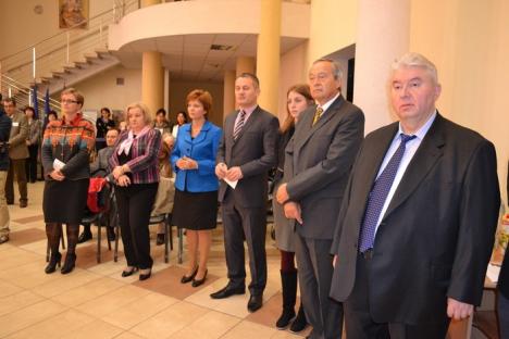 Lumini în noapte: Expoziţia omagiu pentru cei care au salvat evrei în timpul Holocaustului, vernisată în prezenţa ambasadorului Danemarcei (FOTO)