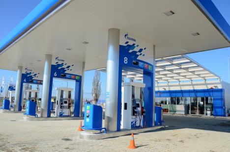 Gigantul Gazprom a deschis prima benzinărie din Bihor (FOTO)