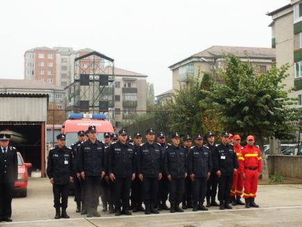 Răsplată pentru eroi: Salvatorii care au scos de sub pământ muncitorii Keviep, avansaţi în grad (FOTO/VIDEO)