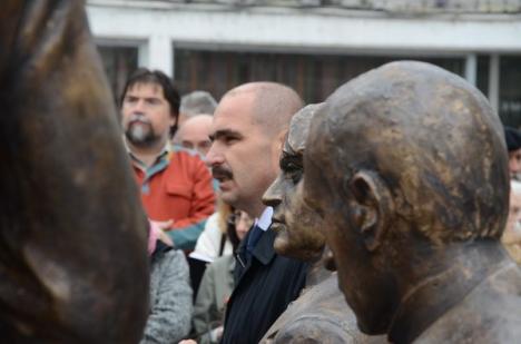 Primarul Bolojan şi fosta viceprimăriţă Rozalia Biro s-au aşezat primii între poeţii maghiari (FOTO)