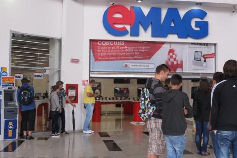 Deschidere cu premii la showroom-ul eMag din Oradea (FOTO)