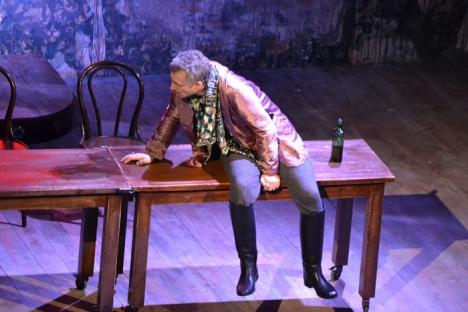 Shakespeare, "reinventat" cu succes pe scena Teatrului Regina Maria (FOTO)