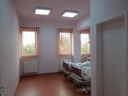 Modernizată cu 2,4 milioane de lei, noua secţie de Gastroenterologie a Spitalului Judeţean s-a mutat la etajul I (FOTO)