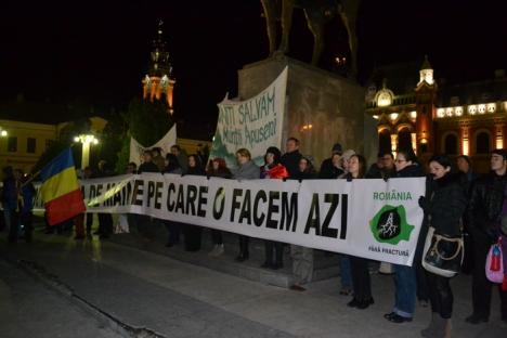 Protestatarii din Câmpeni au venit la Oradea: "Bihorenii şi cu moţii se luptă cu hoţii!" (FOTO/VIDEO)