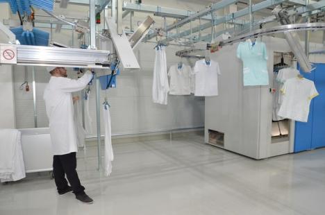 Salesianer Miettex deschide la Oradea cea de-a doua fabrică din România. Investiţia: 6 milioane euro (FOTO)