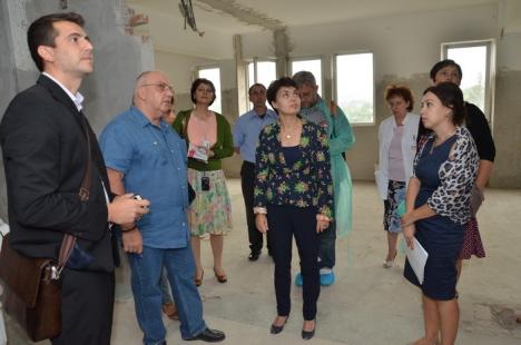 Reprezentantul Comisiei Europene laudă modernizarea spitalelor publice din Oradea: "Este un model pentru întreaga ţară" (FOTO)