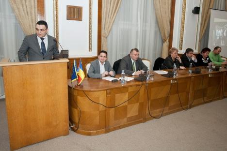 Liviu Sabău Popa, reales în funcţia de preşedinte al TSD Oradea