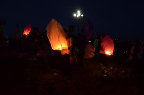 ASUOfest s-a terminat cu lampioane colorate "aruncate" peste oraş (FOTO)