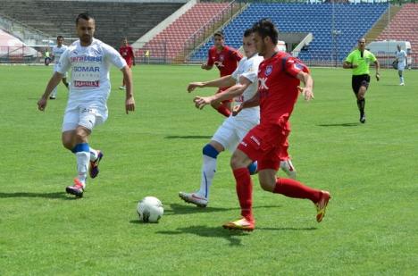 Surpriză: FC Bihor a învins lidera Gloria Bistriţa cu 2-0 (FOTO)