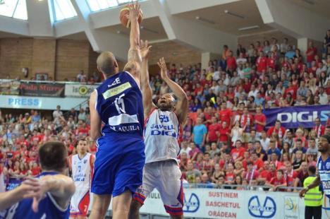 CSM Oradea a pierdut meciul 3 cu Asesoft. Achim: Nu am jucat un baschet decent (FOTO/VIDEO)