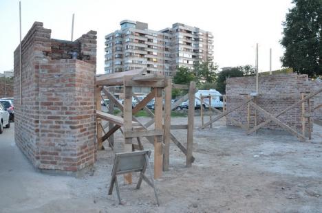 Puntea Cetăţii: Intrarea în Cetate se va face pe un pod construit pe modelul celui ridicat în secolul XVIII, la poarta estică (FOTO)