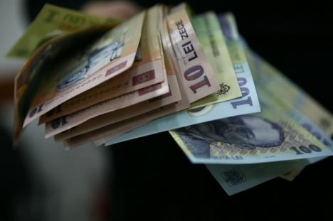 Ponta despre "starea naţiunii": La finalul lui 2013, fiecare român va fi mai dator cu 150 de euro