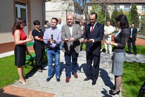 Proaspăt modernizate, hostelul şi birourile Direcţiei de Sport şi Tineret au fost inaugurate (FOTO)