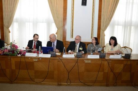 Conferinţă medicală de top la Oradea: etică, voluntariat şi relaţia medicului cu societate (FOTO)