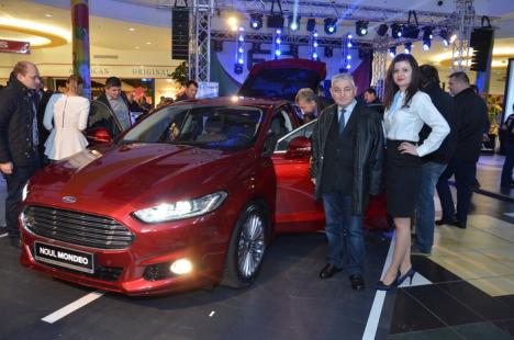 Pentru cei cu aspiraţii înalte: Noul Ford Mondeo a fost lansat direct pe pistă la Oradea (FOTO)