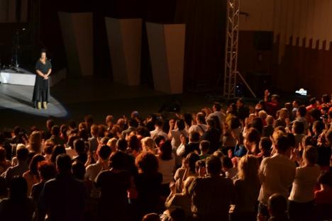 Horia Brenciu, show maraton cu HB Orchestra şi concurenţii de la Vocea României (FOTO)