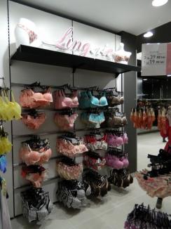 Start la cumpărături: S-a deschis primul magazin New Look din Oradea (FOTO)