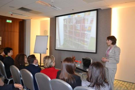 Copiii cu autism şi AD-HD se pot trata la Oradea cu ajutorul pictogramelor la Pyramid Learning Center (FOTO)