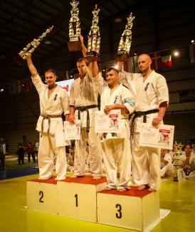 Orădeanul Marius Ilaş, pentru a cincea oară campion european la Karate Kyokushin (FOTO)