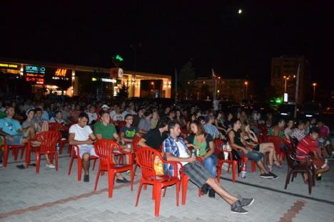 Caravana TIFF la Oradea: Viaţa pe Pământ, într-o singură zi