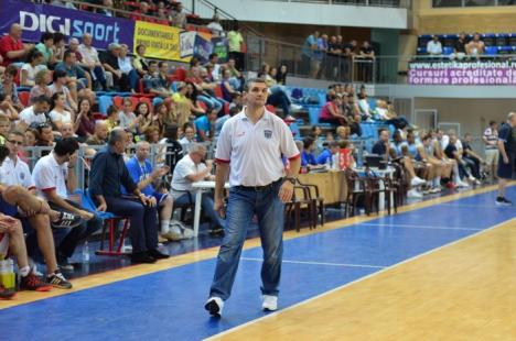 CSM Oradea a debutat cu o victorie la zece puncte la Memorialul Antonio Alexe (FOTO)