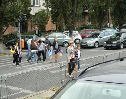 Elevii de la Şcoala "Dacia" au început anul şcolar cu o sală de sport nouă (FOTO)